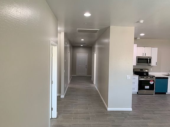 3rd image of 516 W 12th St #4