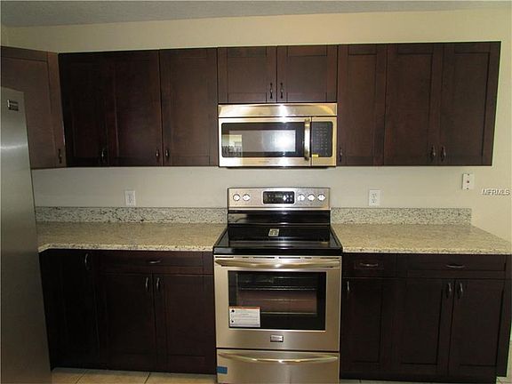 5th image of 13510 Bellingham Dr