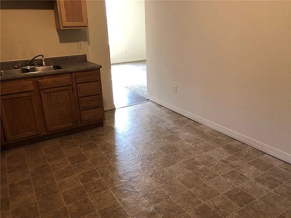 2nd image of 321-23 W 20th St