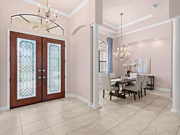 5th image of 3261 Thurloe Dr