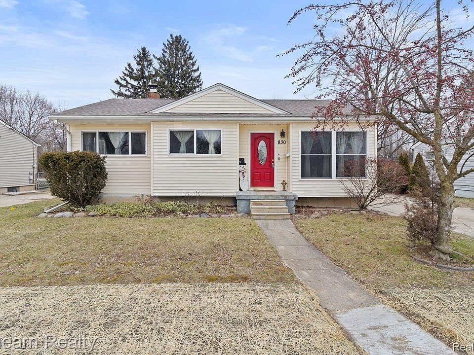 1st image of 830 Southwood Dr