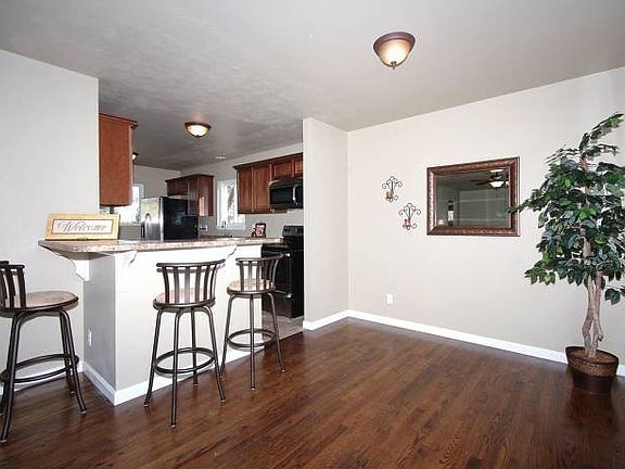 Dining Area off Kitchen
