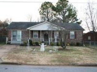935 Leigh Dr, Dyersburg, TN 38024