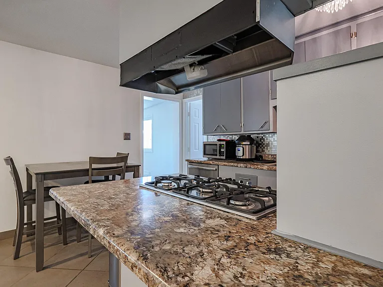 2318 N 84th Pl — Photo 40