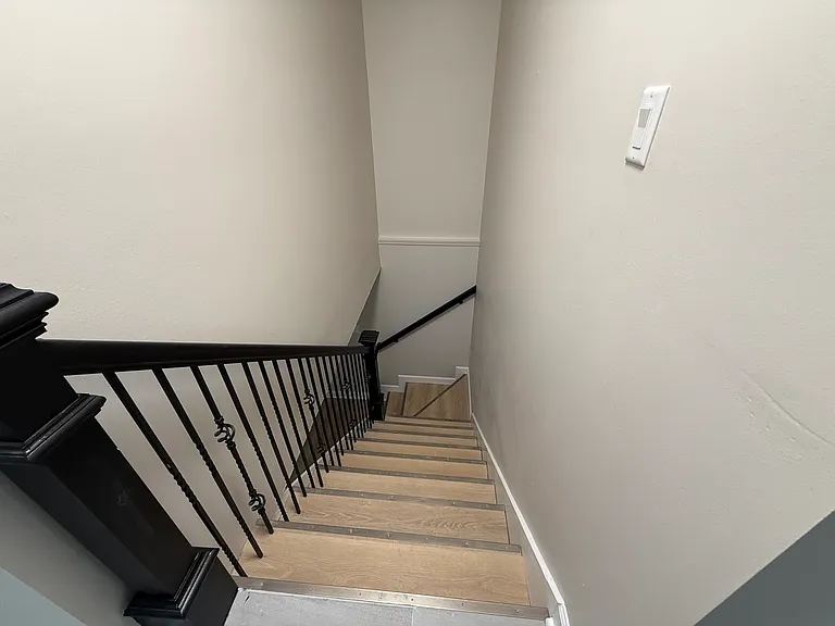1637 Elmwood Ave #1 — Photo 8