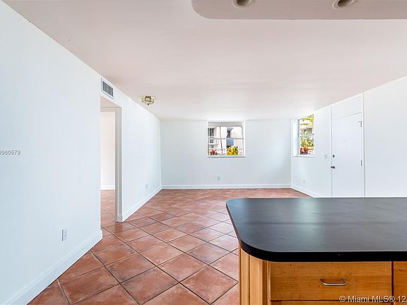 4th image of 1801 S Treasure Dr APT 122