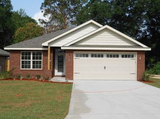 219 January Ct, Crestview, FL 32539