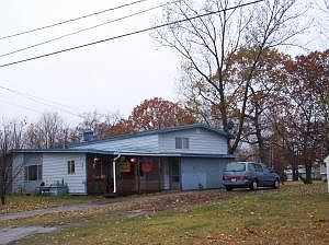 1st image of 20 Troy Ln