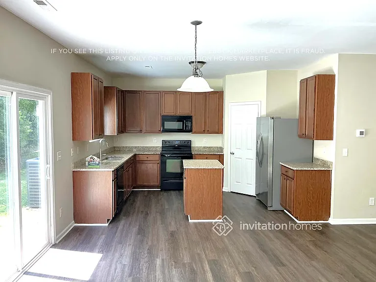 7112 Bear Grass Ln — Photo 4