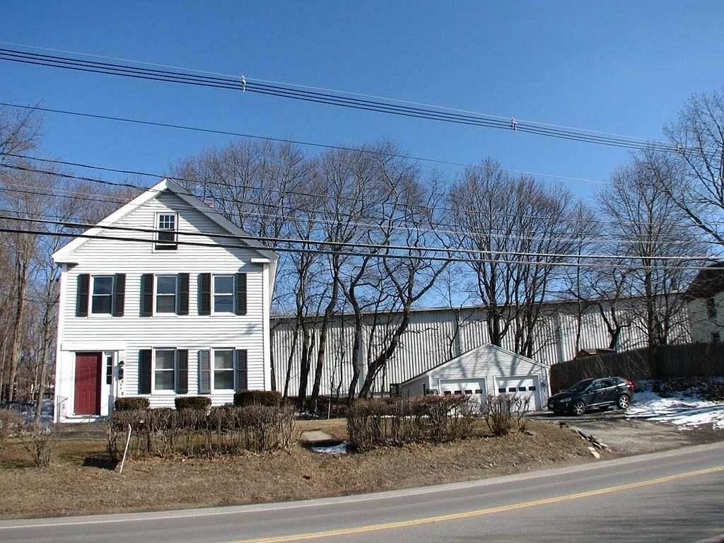 39 Park St, Ayer, MA 01432 Zillow