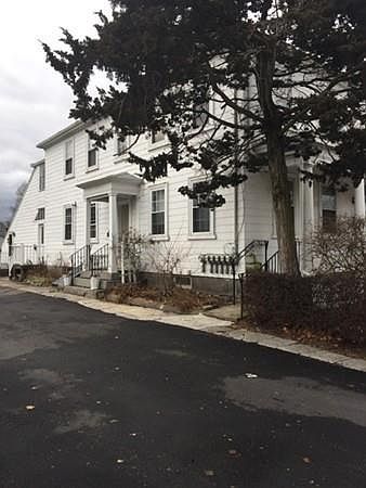 1st image of 109 Franklin St APT C