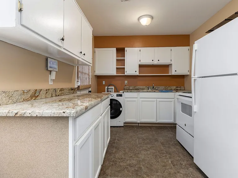3412 Taylorsville Rd #3 — Photo 7