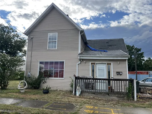 2103 Henry Ave SW, Canton, OH 44706
