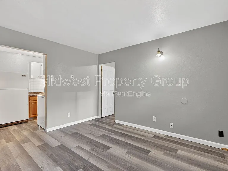 Geraldine Apartments — Photo 3