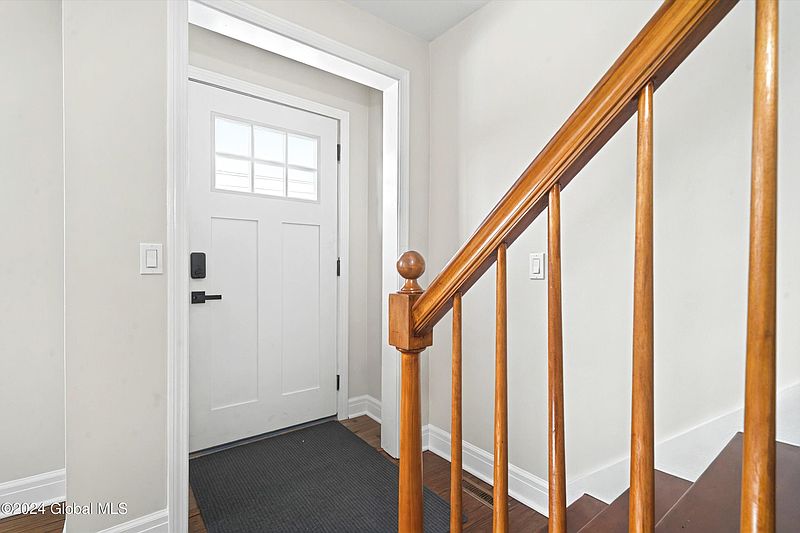 3rd image of 611 Waite Road