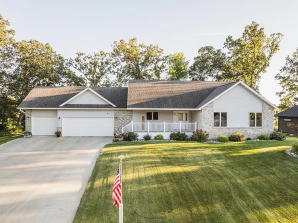 1889 Aspen Dr, Detroit Lakes, MN 56501