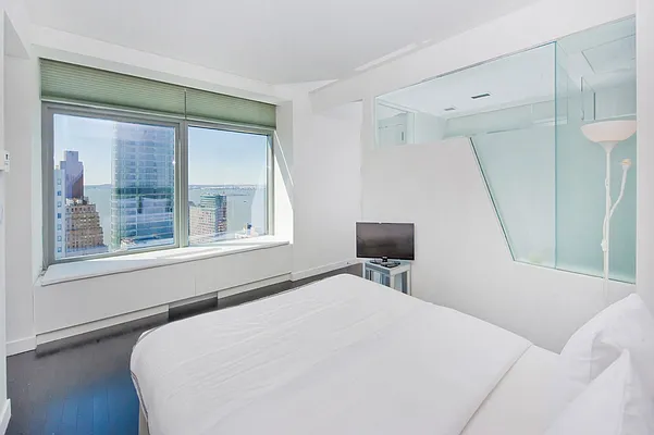 Rented by Keller Williams NYC | media 35