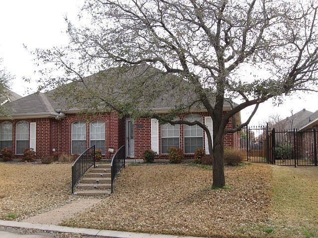 1st image of 7125 Deer Hollow Dr