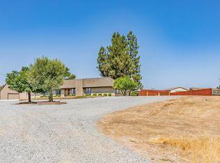 15564 Monreal Rd, Madera, CA 93636