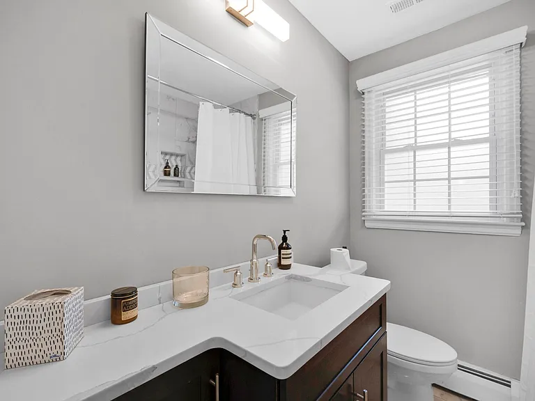 197 Wassuc Rd — Photo 12