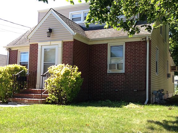 4th image of 21 Howard St