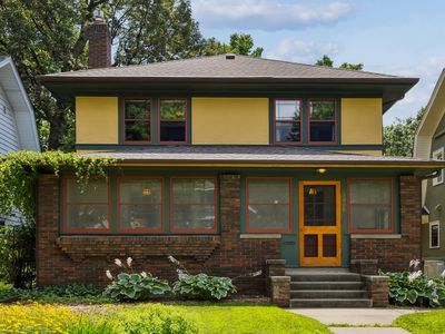 2086 Lincoln Ave, Saint Paul, MN, 55105