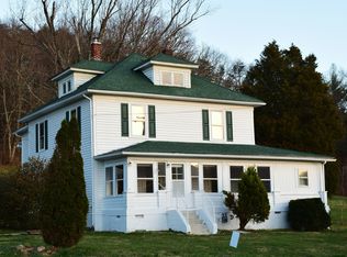 40 East Market Street, Peterstown, WV 24963