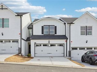 6379 Apalachee Way SE, Smyrna, GA 30126