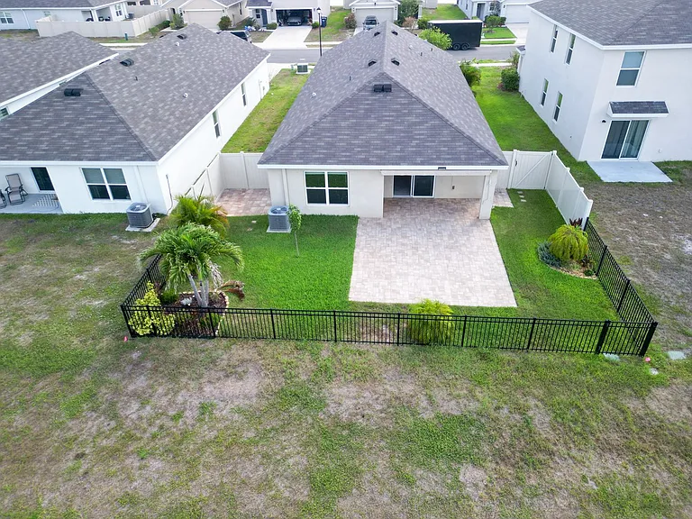 3718 Mannered Gold Ave — Photo 7