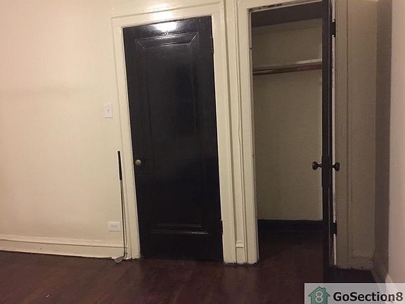 5th image of 7223 S Kimbark Ave APT 202