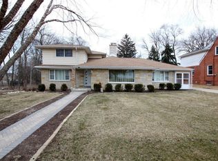 3424 S 45th St, Greenfield, WI 53219