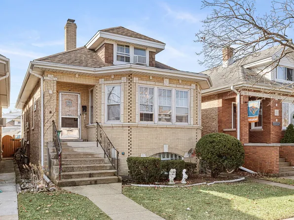 7923 W Elmgrove Dr, Elmwood Park, IL 60707