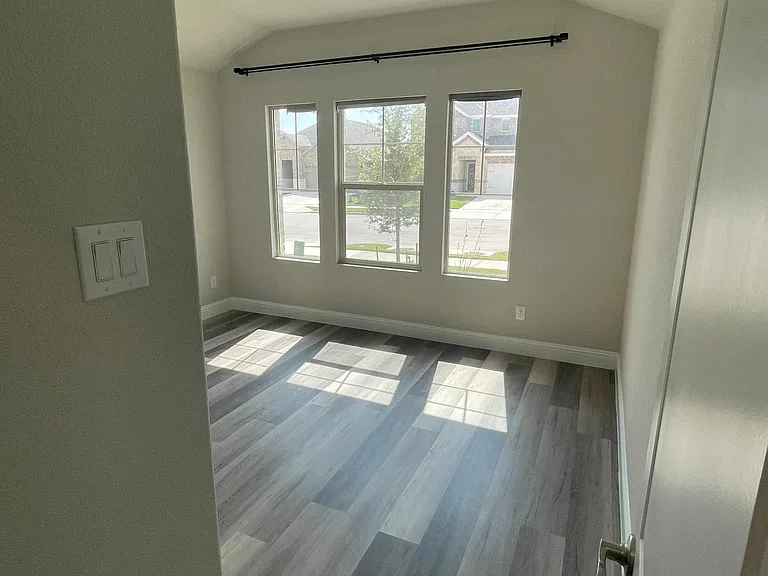2132 Bellatrix Dr — Photo 21