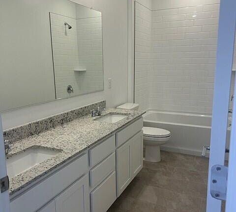 2nd image of 10561 W Beaman Ln