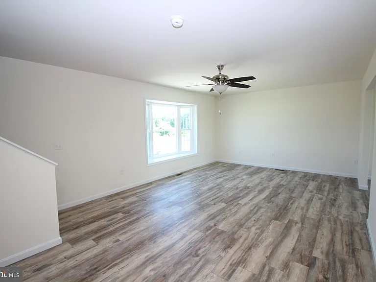 82 Filbert Dr — Photo 17