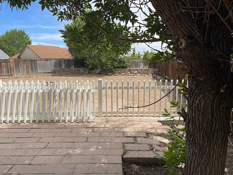 330 Blue Skies Dr — Photo 8