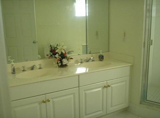 2nd image of 5800 NE Island Cove Way APT 2402