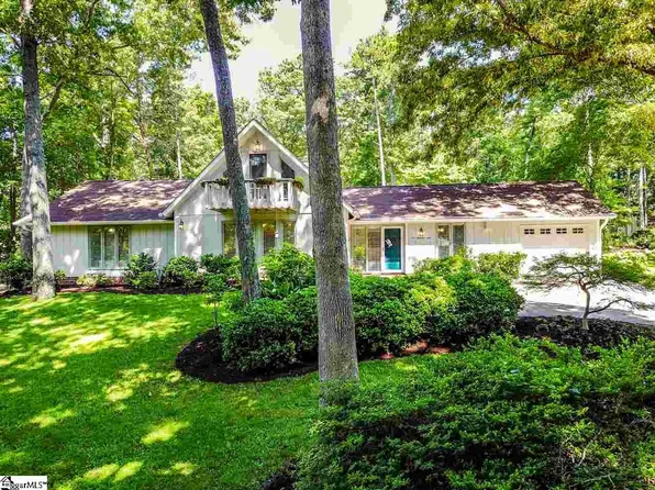 104 Locke Ln, Mauldin, SC 29662