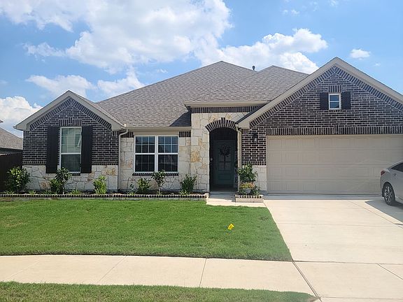 4th image of 1001 Meadow Gust Dr