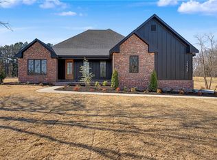 13137 Wallys, Gentry, AR 72734