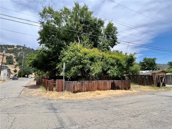 200 Hoover St #14, Clearlake Oaks, CA 95423