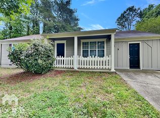 3195 Blackfoot Ln, Rex, GA 30273