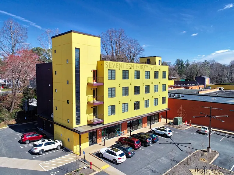 McIntire Plaza Apartments — Photo 1