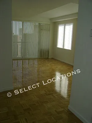 Rented by Select Locations Inc. | media 16