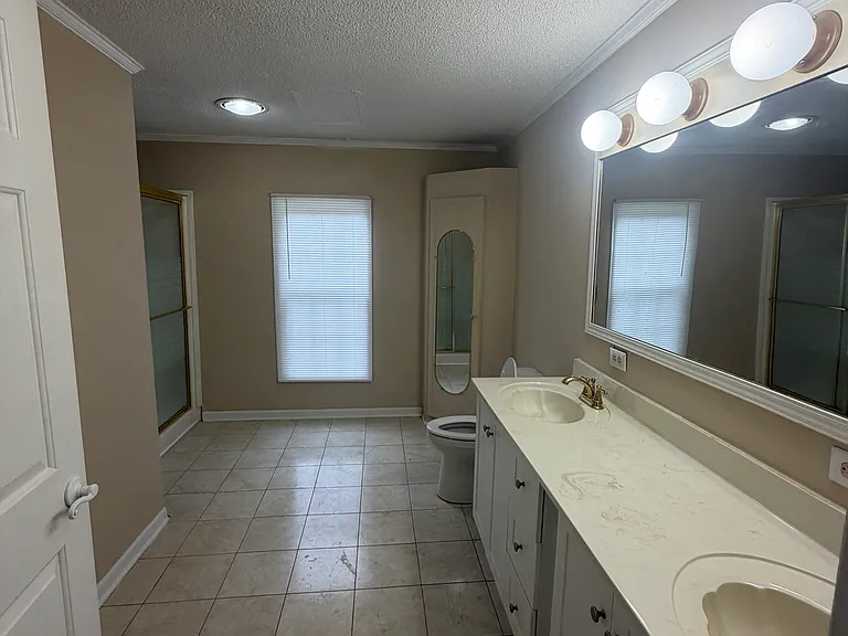 212 Bell Rd — Photo 8