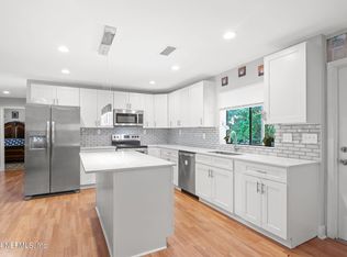 2055 Knowles Rd, Green Cove Springs, FL 32043