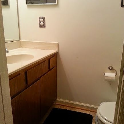 Downstairs half bath