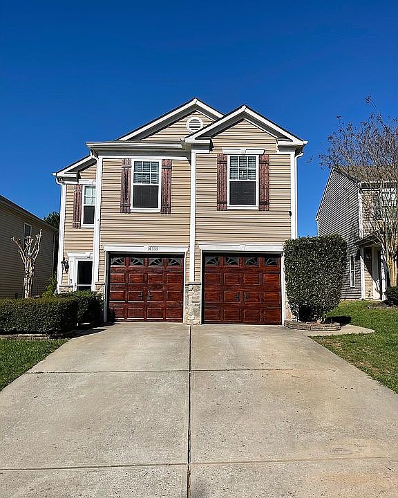 1st image of 4555 Stone Mountain Dr