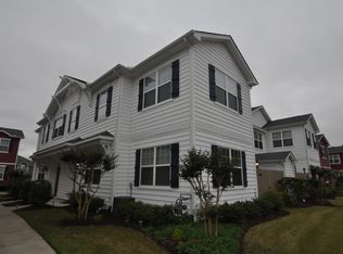 2421 Leytonstone Dr, Chesapeake, VA 23321