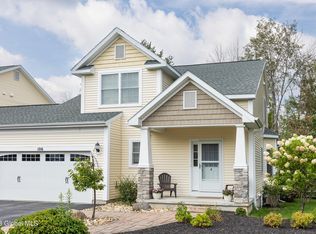 106 Lancaster Ct, Ballston Lake, NY 12019